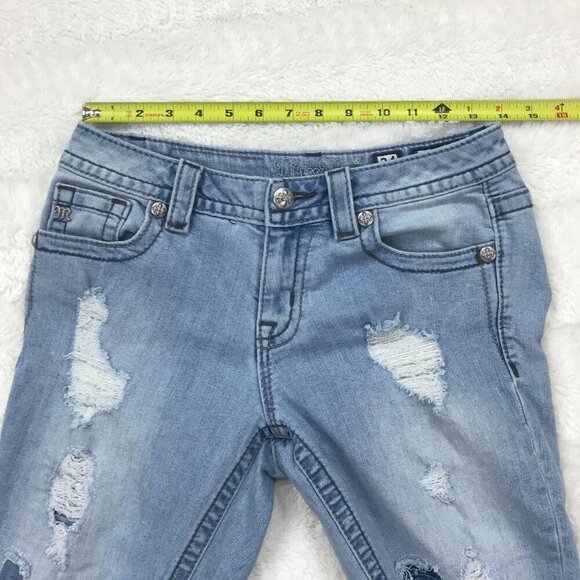 Miss Me Boyfriend Capri Jeans Womens 24 Light Wash Distressed - Picture 6 of 8